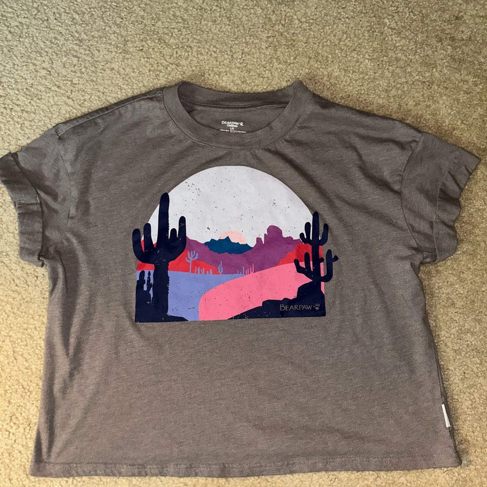 Bearpaw Desert Scene T-Shirt